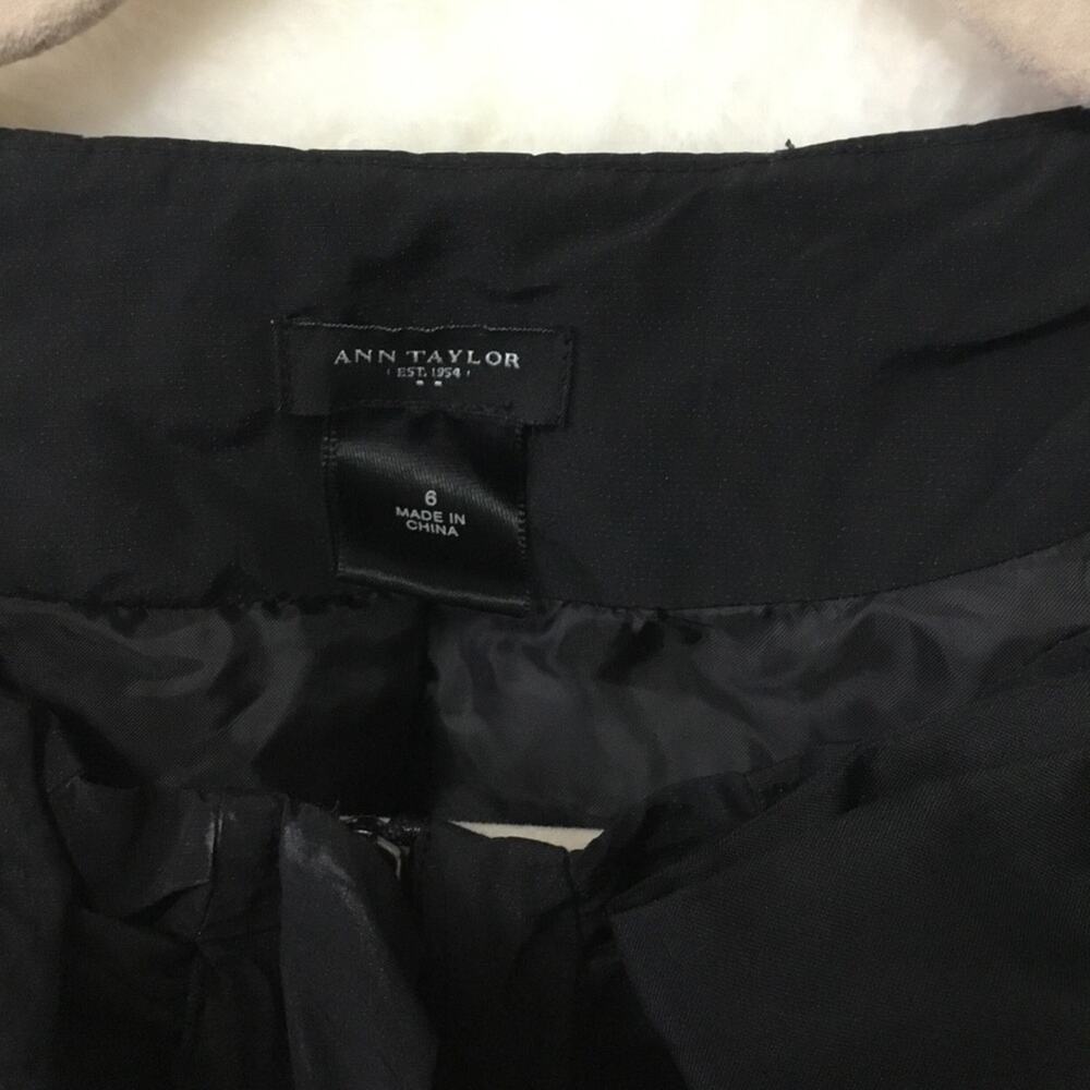 Ann Taylor Black Cropped Jacket - Picture 3 of 11